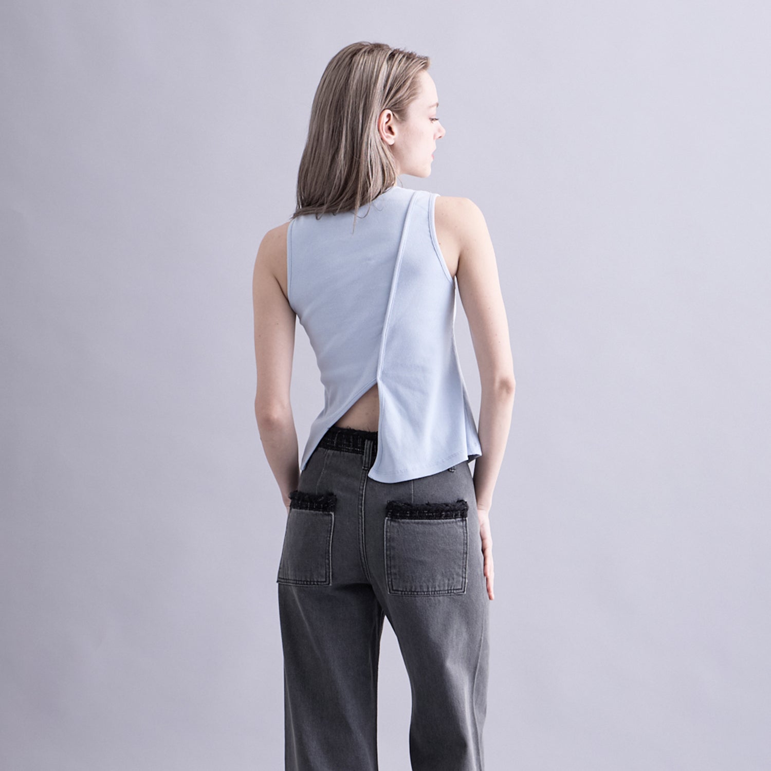 ASYMMETRY FRONT GATHER TANKTOP