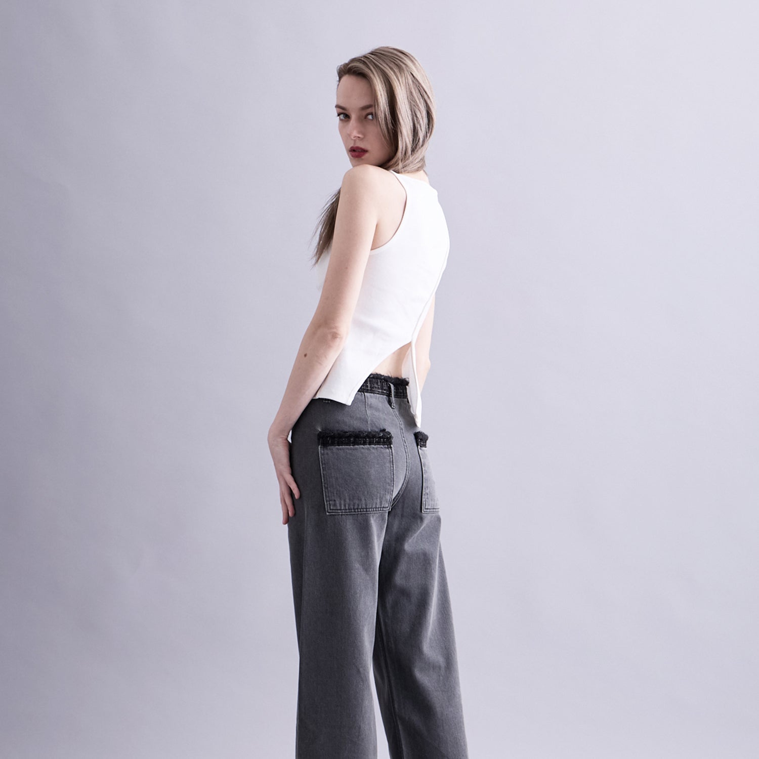 ASYMMETRY FRONT GATHER TANKTOP