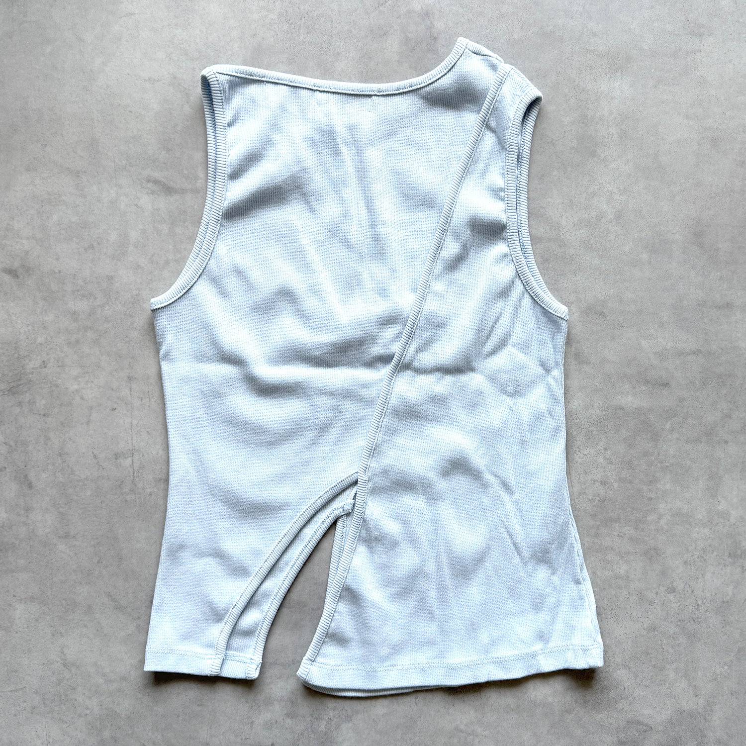 ASYMMETRY FRONT GATHER TANKTOP