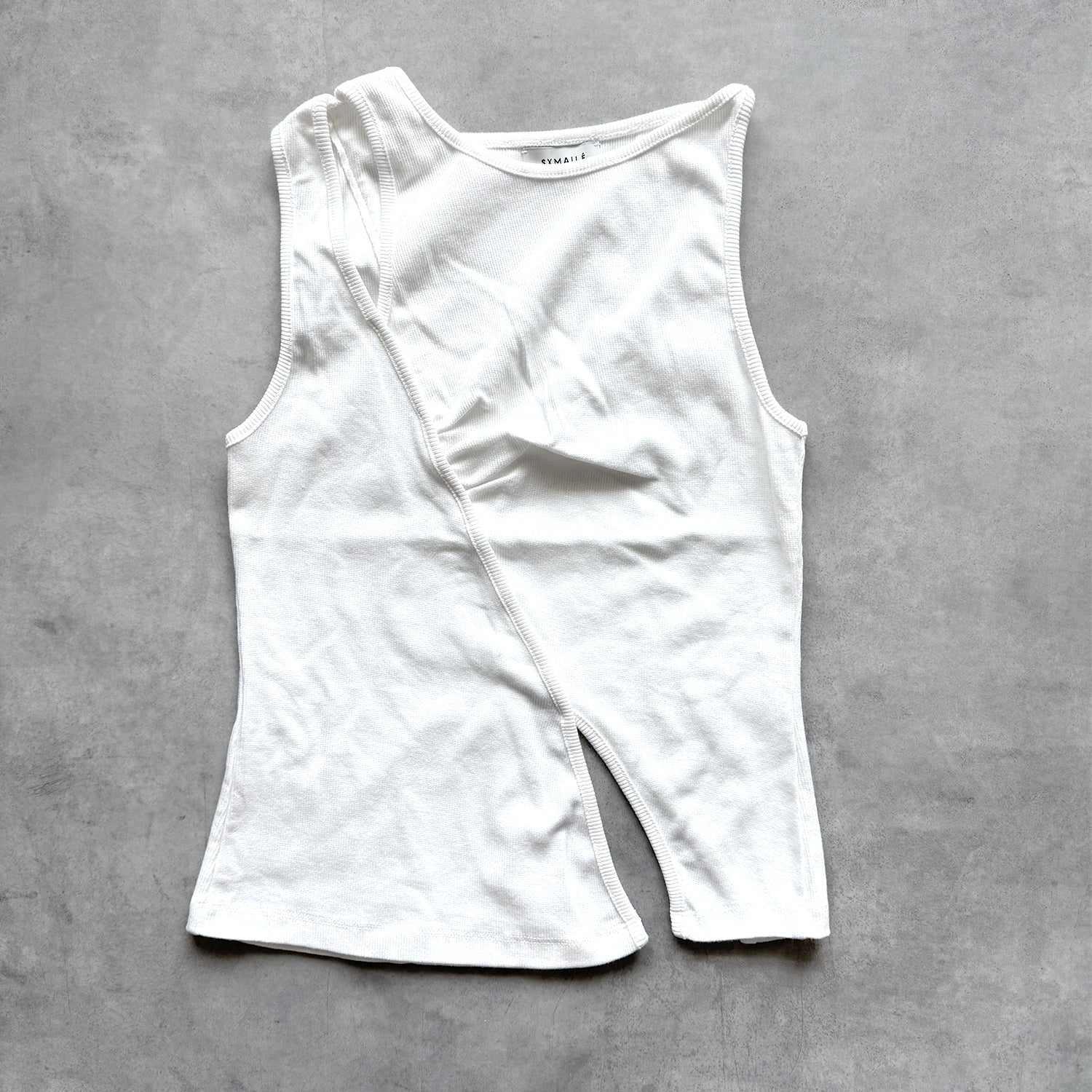ASYMMETRY FRONT GATHER TANKTOP