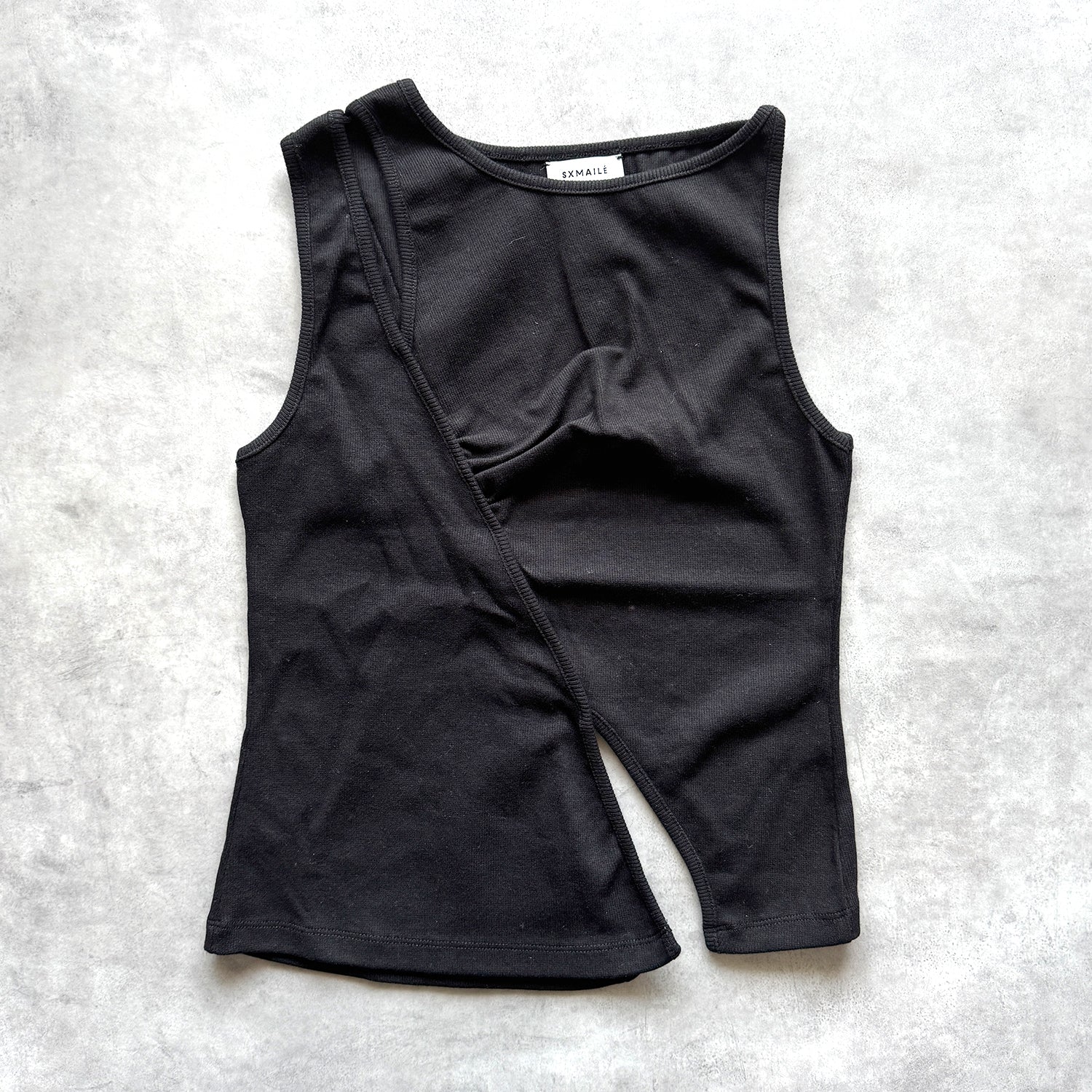 ASYMMETRY FRONT GATHER TANKTOP