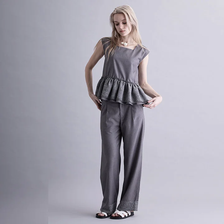 TWEED FRILL TOP
