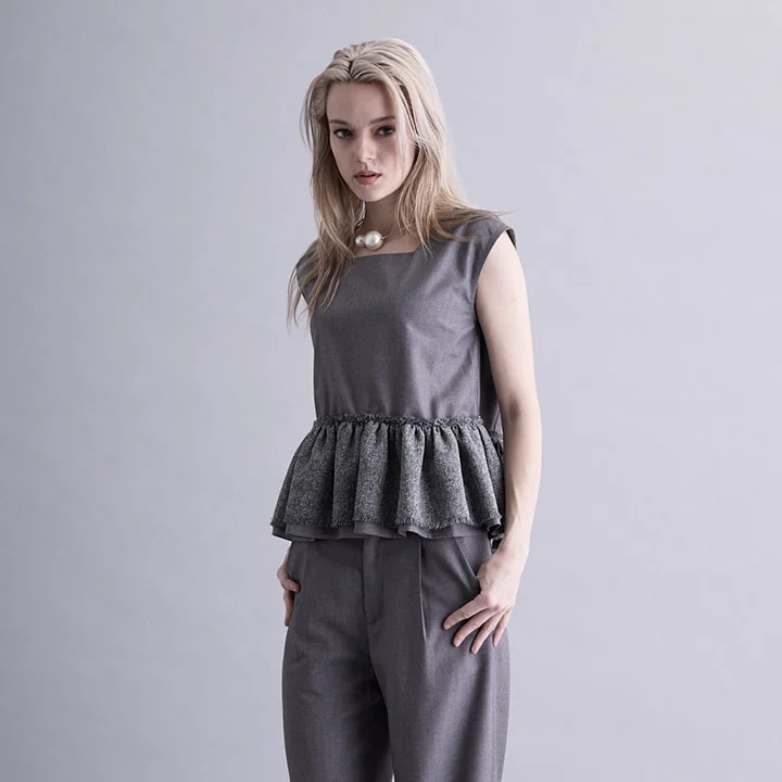 TWEED FRILL TOP